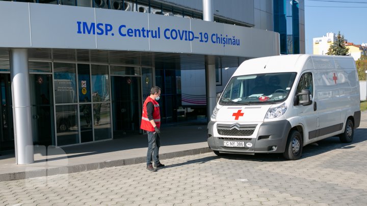 Взгляд изнутри: на "Молдэкспо" завершилось обустройство центра COVID-19 (ФОТОРЕПОРТАЖ)