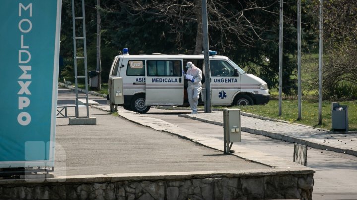 В Столичный центр COVID-19 был доставлен первый пациент (Фоторепортаж)