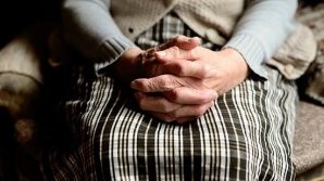 Группа депутатов выступила с инициативой о досрочном выходе на пенсию граждан, потерявших работу 