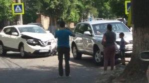 Машина с дипломатическими номерами попала в ДТП на Ботанике