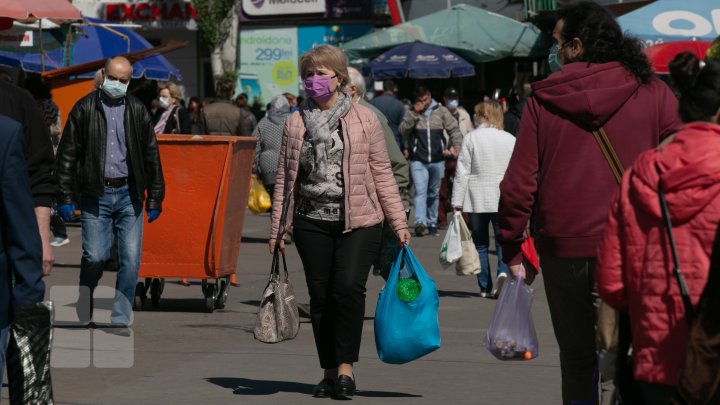 Кишиневские рынки возобновили свою работу (ФОТОРЕПОРТАЖ)