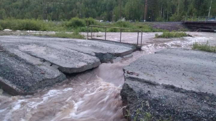 Красноярский край затопило из-за ливней: есть разрушения