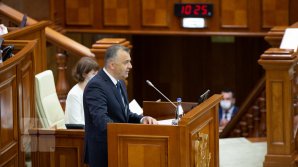 Премьеру наконец-то удалось представить инициативы, предложенные под ответственность кабмина. У депутатов есть 72 часа на раздумье