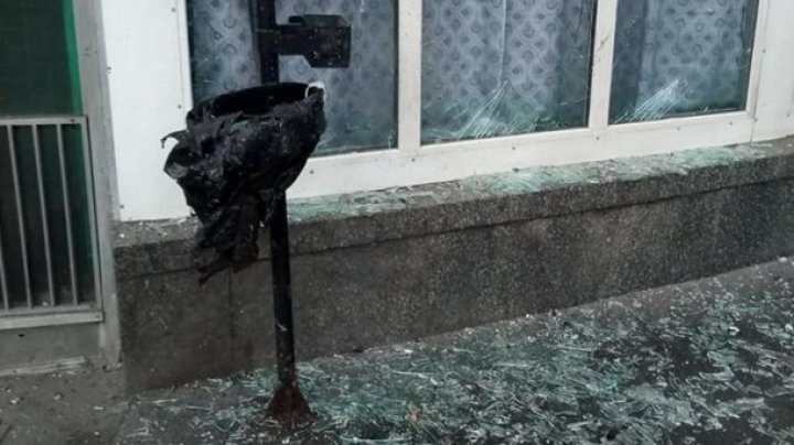 В Киеве прогремел взрыв у входа в метро (ФОТО)