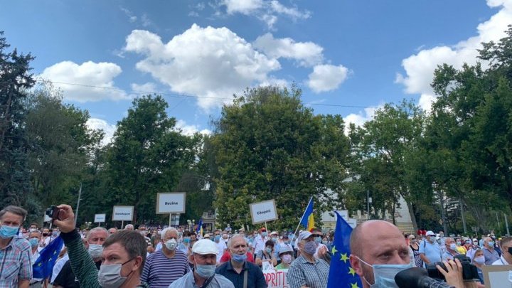 В центре столицы протестуют фермеры (ФОТО)