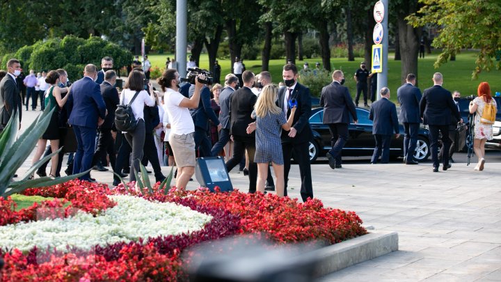 Церемония возложения цветов к памятнику Штефану чел Маре (ФОТОРЕПОРТАЖ)