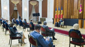 Встреча президента с зарубежными послами: какие вопросы были затронуты