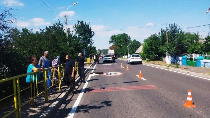 Страшная авария в Проданештах: водитель легковушки сбил насмерть 7-летнюю девочку (ФОТО)