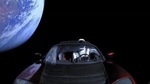 Отправленный в космос автомобиль Илона Маска пролетел Марс