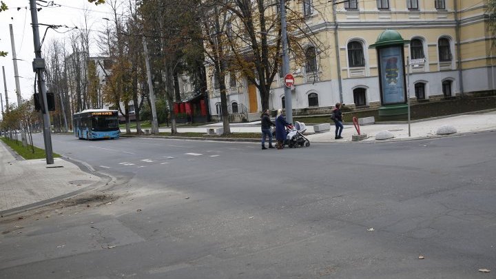 В столице, на улицах Пушкина и Бодони, не получится оставлять машины: на какие хитрости пошли городские власти (ФОТО) 