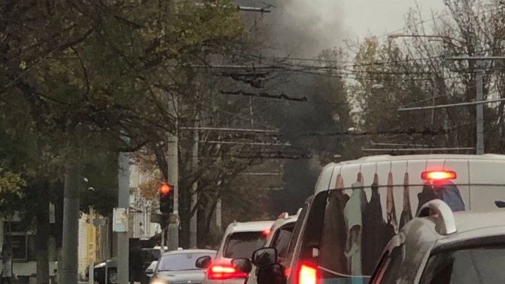 Крупная авария в центре столицы, начался пожар (ВИДЕО)