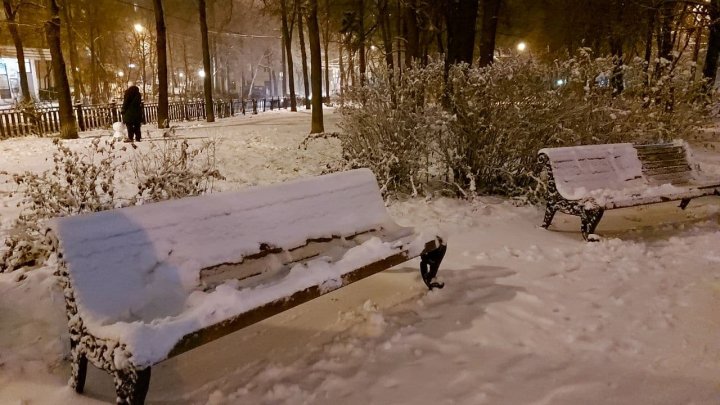 "Это первая в сезоне метель": зимняя сказка в ноябрьской Москве (ФОТО) 