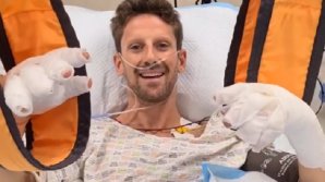 Пилот "Формулы 1" Ромен Грожан приходит в себя после аварии