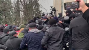 На протесте аграриев произошла потасовка с полицейскими (ВИДЕО)