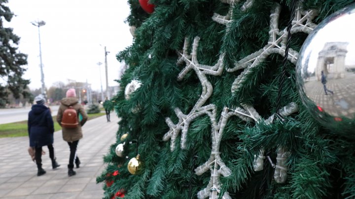 Города и села Молдовы готовятся к зимним праздникам