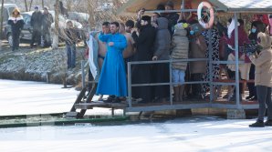 Православные христиане отмечают Крещение Господне по старому стилю