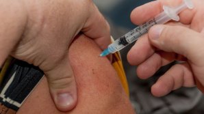 Франция рекомендует одну инъекцию вакцины от коронавируса тем, кто уже переболел COVID