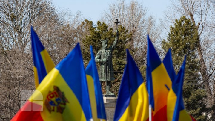 Церемония передачи гуманитарной помощи из Румынии (ФОТОРЕПОРТАЖ)