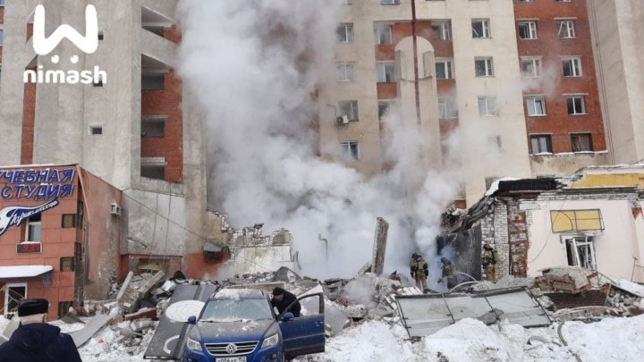 В Нижнем Новгороде взорвался суши-бар: под завалами находятся два человека, еще один госпитализирован (ФОТО, ВИДЕО)