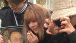 В Луцке школьники танцевали на могилах ради видео в TikTok