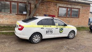 Четверо инспекторов из Комрата подозреваются в вымогательстве денег у нетрезвых водителей