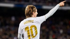 Хорватский футболист Лука Модрич продлил контракт с мадридским "Реалом"