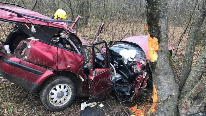 Смертельная авария в у села Окница одноименного района: погибла семейная пара (ФОТО)