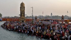 В Индии продолжают находить сотни трупов в реке Ганг