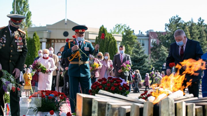 Молдова отмечает День Европы и День Победы (ФОТОРЕПОРТАЖ)