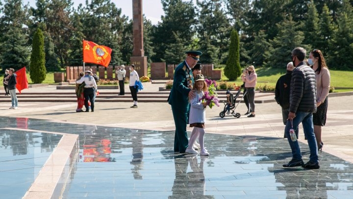 Молдова отмечает День Европы и День Победы (ФОТОРЕПОРТАЖ)