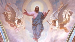 Православные верующие празднуют Вознесение Господне