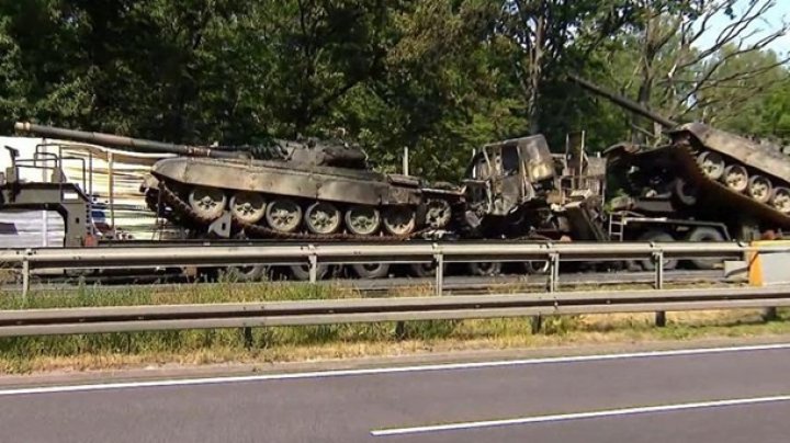 ДТП с военной техникой в Польше: сгорели два танка, пострадавших нет (ФОТО)