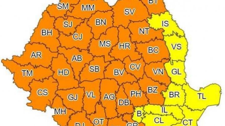 Штормовое предупреждение: в 32 уездах Румынии объявлен оранжевый уровень погодной опасности