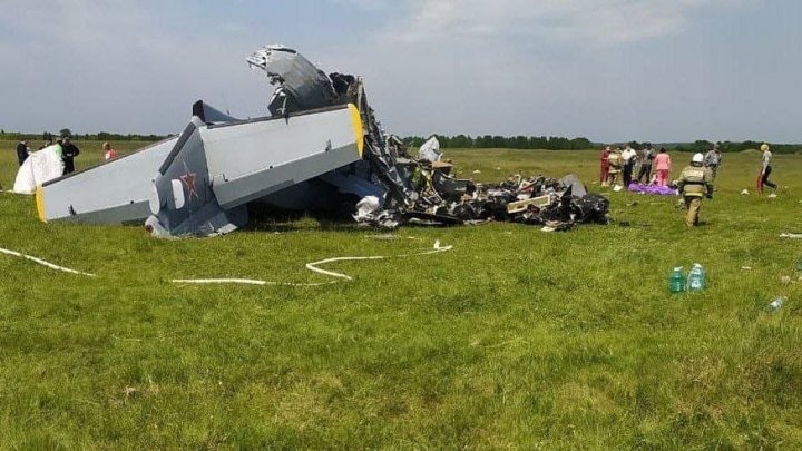 В Кемеровской области разбился двухмоторный самолет с парашютистами: оба пилота погибли, возбуждено уголовное дело (ФОТО, ВИДЕО)