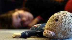 Парня и девушку из Комрата обвинили в распространении детской порнографии и отмывании денег