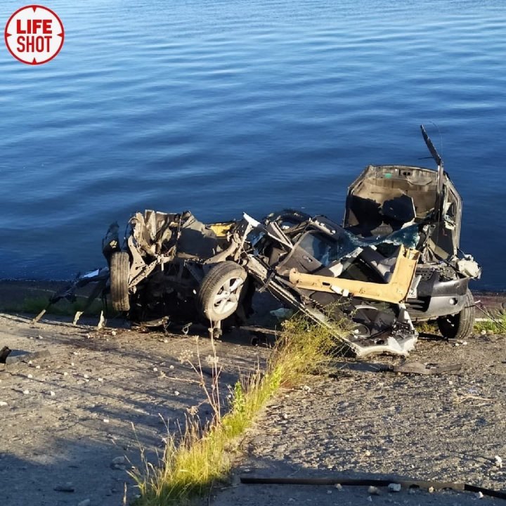 ДТП с участием неотложки в Нижегородской области: погибли два человека, машины смяты в гармошку (ФОТО)