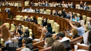 Главу НЦБК Руслана Флочу отправили в отставку