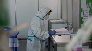 Столичные власти бьют тревогу - больницы переполнены детьми, больными ковидом