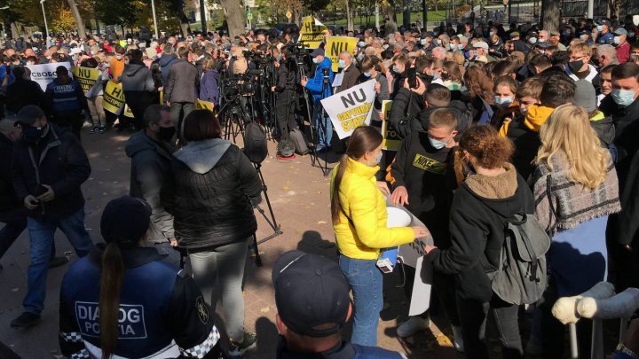 В центре Кишинёва прошёл протест в поддержку Александра Стояногло 