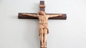 Решение о демонтаже распятия в МВД: реакции "Платформы DA", Митрополий Молдовы и Бесарабии