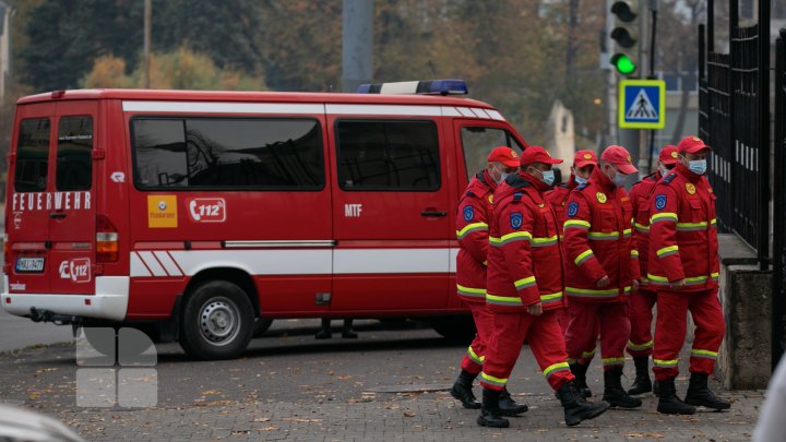 Ещё одна группа медиков из Молдовы поехала помогать коллегам из Румынии