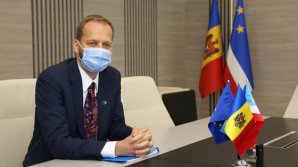 Глава представительства Евросоюза в Кишиневе Янис Мажейкс поздравил молдаван с Рождеством