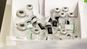 Поликлиникам Молдовы подарили более ста холодильников для хранения и складирования вакцины от COVID-19 