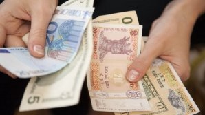 В Бельцах ликвидировали подпольный пункт обмена валюты: контора находилась в квартире