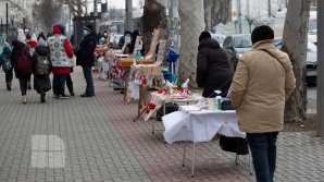 На Чеканах прошла первая в этом году столичная ярмарка местных товаров