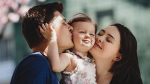 Более двухсот человек хотят стать профессиональными родителями для подростков из центров размещения