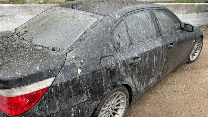 Пожар в столичном автосервисе: из мастерской эвакуированы две машины (ВИДЕО)