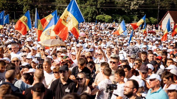 Масштабный протест в столице! Более 40 тысяч человек собрались на ПВНС в рамках протеста против власти