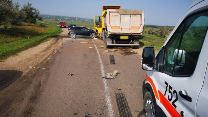 Авария между селами Опач и Салкуца: один человек попал в больницу