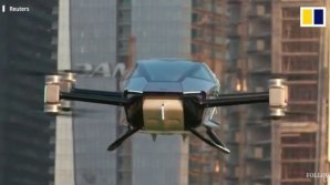 Первый воздушный электроавтомобиль совершил полет над Дубаем (ВИДЕО)